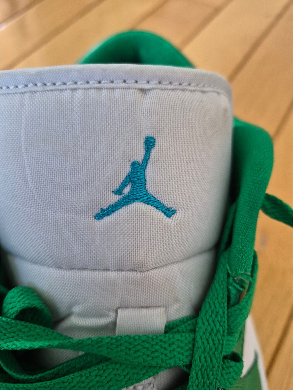 Jordan 1 Low Lucky Green Aquatone Women’s 10.5 Gorpcore Streetwear Dark Academia - Picture 3 of 12